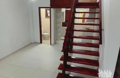Sobrado com 2 dormitórios para alugar, 64 m² por r$ 2.450/mês - vila assunção - praia grande/sp
