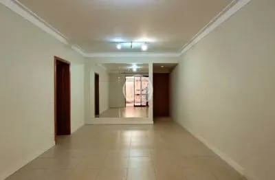 Apartamento térreo com 3 quartos - locação - bosque das juritis