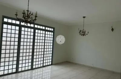 Casa térrea com 3 quartos, 226m² privativos - locação - ribeirânia