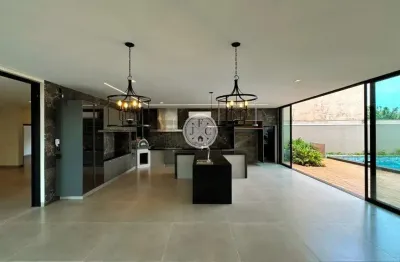 Casa em condomínio alto padrão com 6 quartos disponível para venda ou locação em jardinópolis