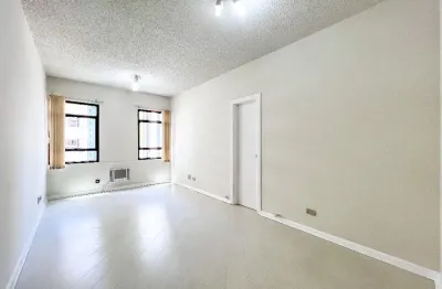 Sala comercial com 1 sala à venda no Centro, Curitiba 