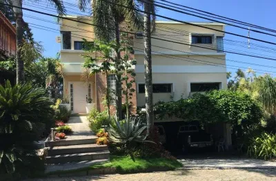 Casa com 4 quartos suítes à venda, 800 m² por r$ 2.500.000 - piratininga - niterói/rj