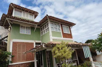 Casa com 3 quartos à venda, 201 m² por r$ 760.000 - piratininga - niterói/rj