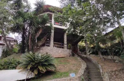 Casa com 4 dormitórios à venda, 405 m² por r$ 900.000,00 - itaipu - niterói/rj