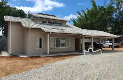 Linda chácara 2.050 m², plana, em jambeiro com casa de alto padrão!