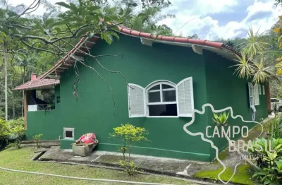 Sítio com linda cachoeira e próximo ao centro! oportunidade!