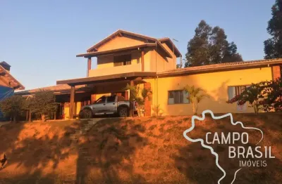 Ótima chácara formada, a 5 minutos da cidade! muita segurança!