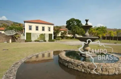Fazenda histórica com riqueza hidríca e estrutura incomparável para pecuária no vale do paraíba!