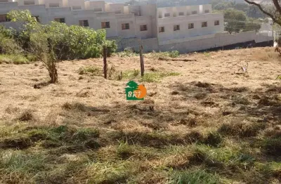 Terreno à venda no Centro (São João Novo), São Roque 