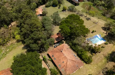 Ar00005 - área propriedade de 180.500m² com casa de caseiro e casa sede, em são roque - sp