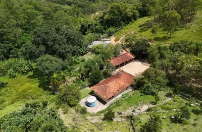 St00018 - sítio á venda de 43.000m² e riacho, em são roque - sp