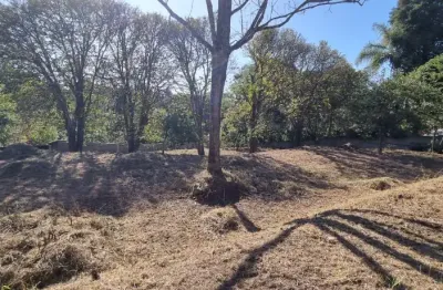 Te00202 - terreno de 2.000m² com excelente topografia e toda murada, em são roque - sp