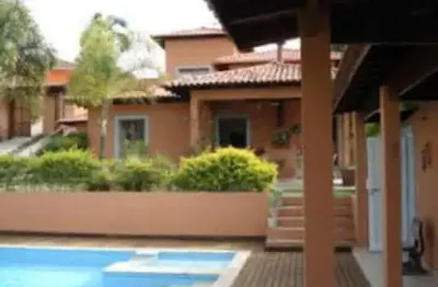 Descubra a poesia de viver em cada m² desta casa encantadora na granja viana - cotia - sp! ??? à venda e para locação, são 320 m² de pura inspiração,