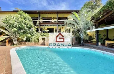 Belíssima casa com 7 dorms /5 suítes, piscina, festas, area gourmet à venda, 921 m² por r$ 6.920.000 - palos verdes - cotia/sp