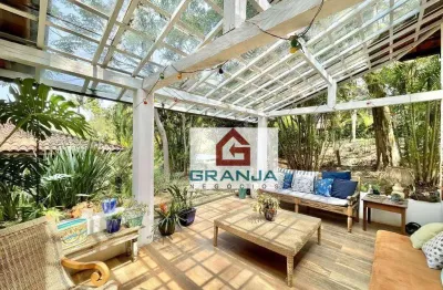 Maravilhoso imóvel reformado com 4 dormitórios (2 suítes) à venda, 282 m² por r$ 1.350.000 - granja viana - cotia/sp