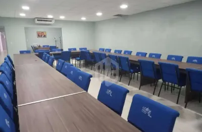 Prédio galpão na avenida cruz cabugá enfrente super mercado mix mateus. localização privilegiada.