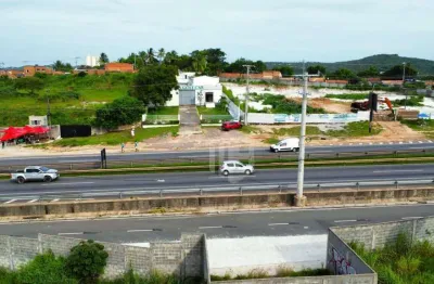 Ponto Comercial na Estrada do Coco – Loja com Galpão, Estacionamento e Excelente Visibilidade