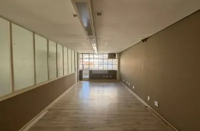 Sala comercial para locação em lourdes, belo horizonte-mg: 22 salas, 5 banheiros, 580m² de área!