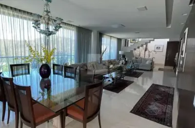 Imperdível cobertura de alto padrão no vale dos cristais em nova lima-mg: 3 quartos, 3 suítes, 3 salas, 5 banheiros, 3 vagas, 380m²!