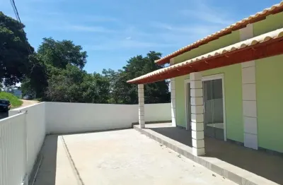 Linda casa em condomínio à venda em paty do alferes-rj, bairro mantiquira! 3 quartos, 1 suíte, 1 sala, 2 banheiros, 1 vaga, 225,32m²!
