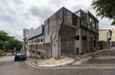 Casa comercial à venda na Praça Domingos Barbosa, 120, Vila Canero, São Paulo