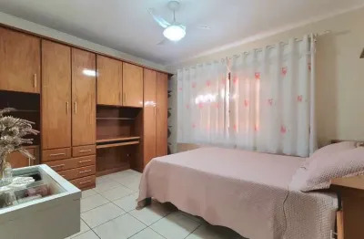 Casa para venda em Jardim Santa Adélia com 3 quartos, sendo 1 suíte , 127m²