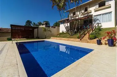 Casa tipo para venda em roseira com 4 quartos, sendo 2 suítes, 350m²