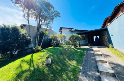 Casa no condomínio encosta verde para venda com 3 quartos, sendo 1 suíte, 215m²