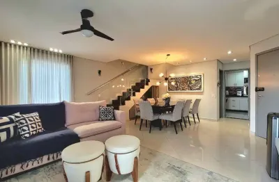 Cobertura para venda em centro com 2 quartos, sendo 2 suítes, 167m²