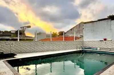 Sobrado para venda em planalto com 4 quartos, sendo 2 suítes, 283m²