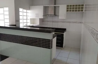 Casa tipo para venda em villa real com 2 quartos, sendo 1 suíte, 84m²