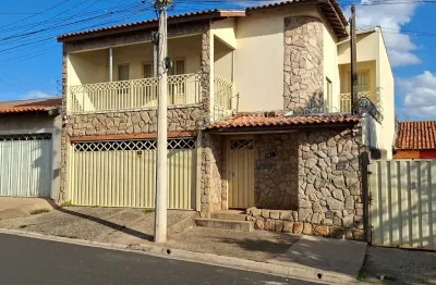 Casa de vila para venda em jardim paineiras com 3 quartos, sendo 1 suíte, 283m²