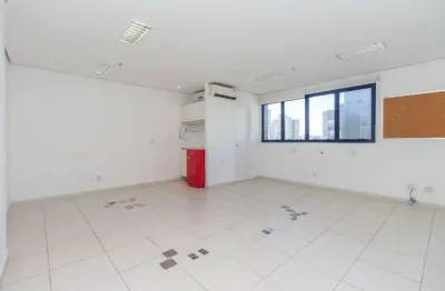 Sala comercial à venda na Avenida Vereador José Diniz, 3720, Campo Belo, São Paulo