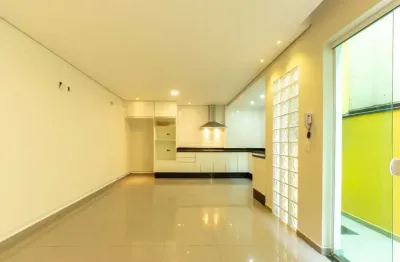 Sobrado para venda em Vila Palmeiras com 3 quartos, sendo 3 suítes , 240m²