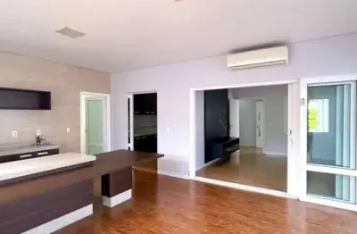 Casa no condomínio village do cerrado para venda e locação com 2 quartos, sendo 2 suítes, 204m²