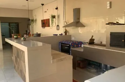 Casa de vila para venda em parque residencial universitário com 2 quartos, sendo 2 suítes, 170m²