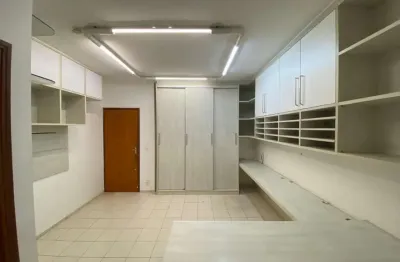 Sala comercial à venda na Rua Bernardino de Campos, 1144, Centro, Ribeirão Preto