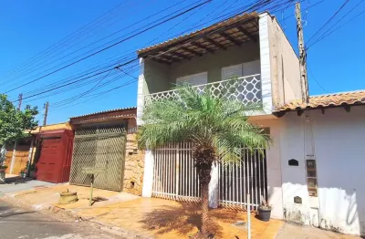 Casa de vila para venda em parque são sebastião com 4 quartos, sendo 2 suítes, 115m²
