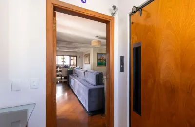 Apartamento para venda em jardim com 4 quartos, sendo 1 suíte , 150m²