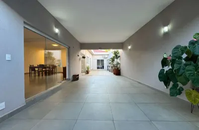 Casa para venda em centro com 3 quartos, sendo 3 suítes , 266m²