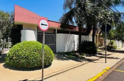 Casa tipo para venda em jardim macedo com 3 quartos, sendo 1 suíte, 223m²