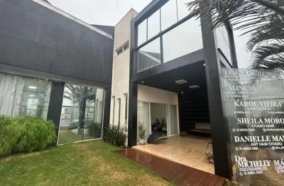 Casa comercial à venda na Rua Valter Rapanelli, 4900, Jardim Três Colinas, Franca