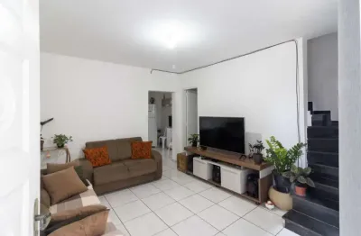 Casa com 2 quartos à venda na Rua Irineu Maciel, 42, Vila João Batista, São Paulo