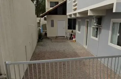 Duplex para venda em ingleses do rio vermelho com 3 quartos, sendo 2 suítes , 88m²
