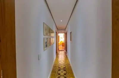 Casa para venda em Centro com 5 quartos, sendo 2 suítes , 505m²