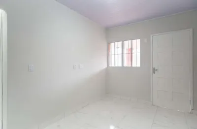 Casa com 2 quartos à venda na Rua Reinoso Fernandes, 480, Vila Carrão, São Paulo