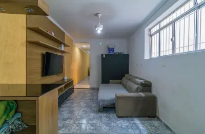 Casa com 3 quartos à venda na Rua Mussum, 22, Jardim Sabará, São Paulo