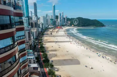 Apartamento para venda em Centro com 4 quartos, sendo 2 suítes , 220m²