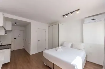 Kitnet / Stúdio à venda na Avenida dos Carinás, 301, Indianópolis, São Paulo