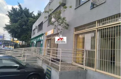 Excelente sala comercial de 38m² com 1 banheiro de frente com avenida movimentada, com correio no piso térreo por 2.400,00 - vila carrão/sp